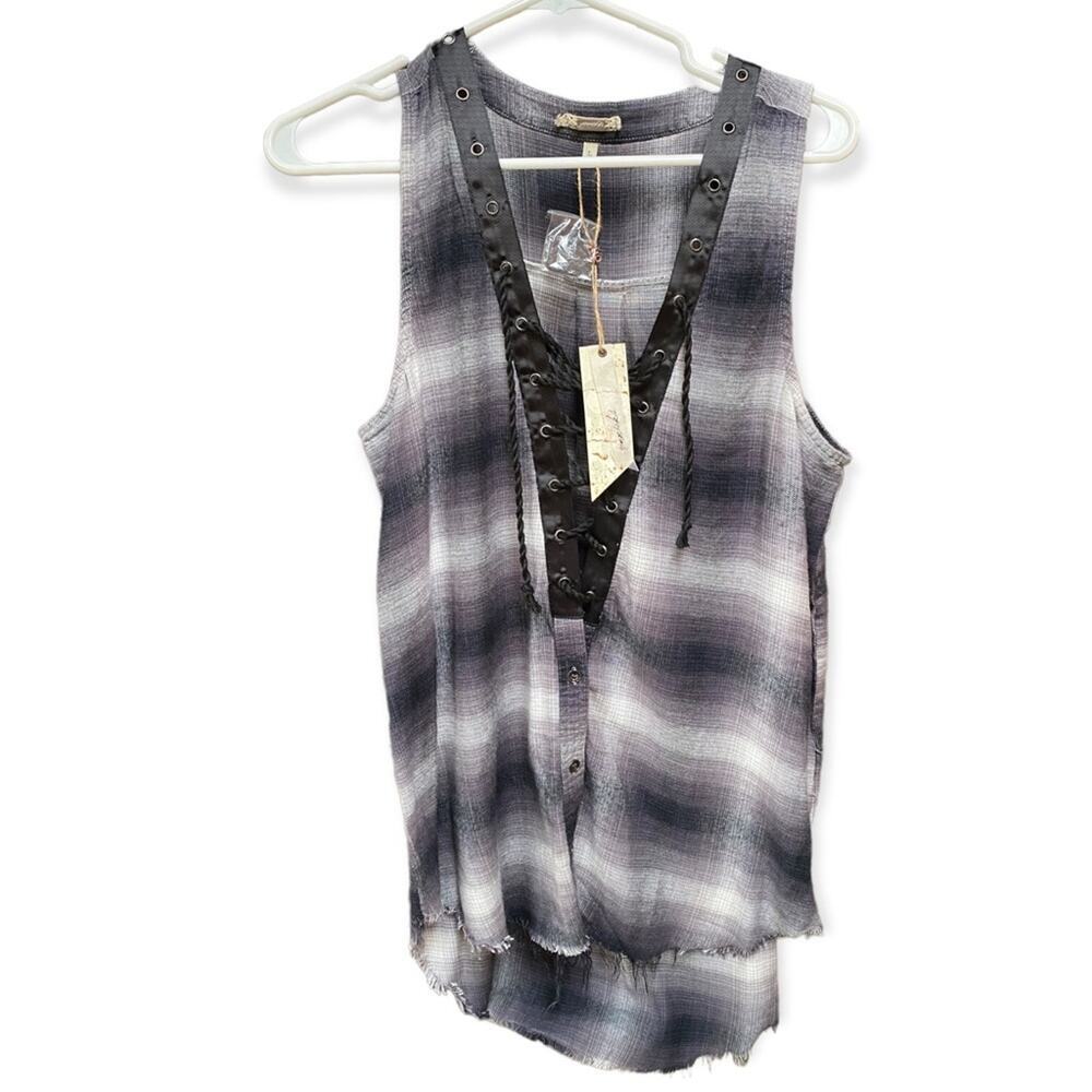 NWT Gimmicks Flannel Plaid Lace-Up Sleeveless Button Front Top Size Large - Picture 4 of 6